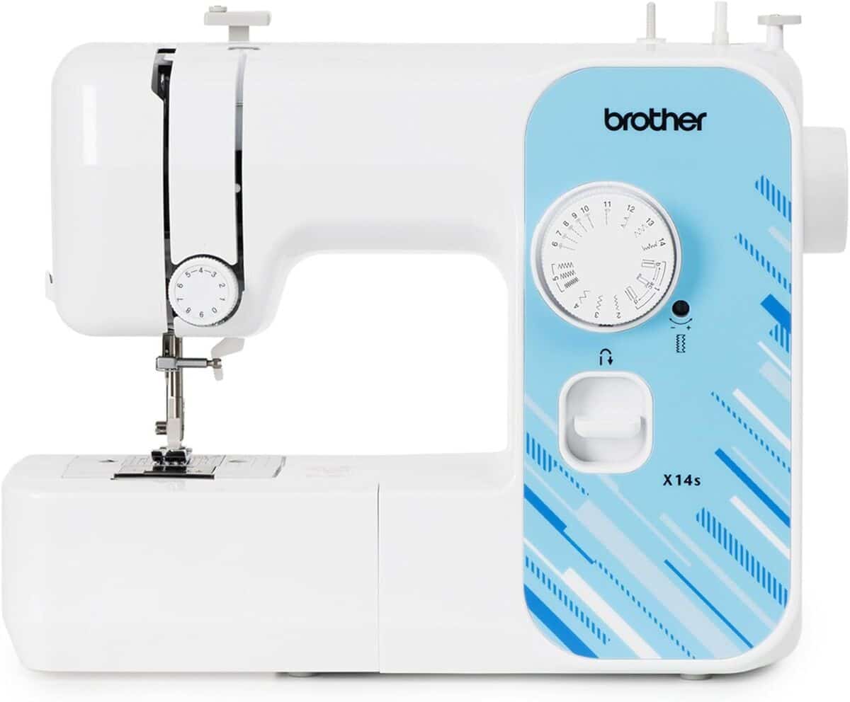 Test de la machine à coudre Brother X14S blanche