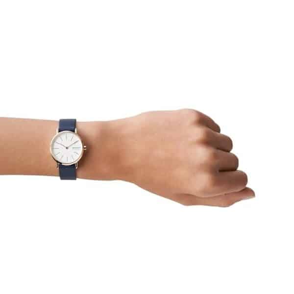 Découvrez notre analyse détaillée de la Skagen Signatur Lille. Une montre en or rose alliant élégance et modernité, idéale pour sublimer votre poignet.